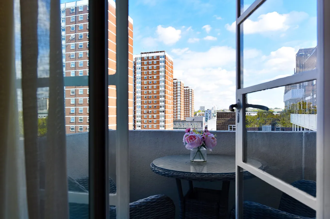 Shepherd's Bush Road, Shepherd's Bush, W6, photo 10