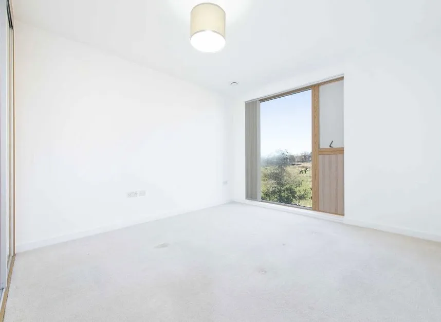 Regiment Hill, Mill Hill, NW7, photo 6