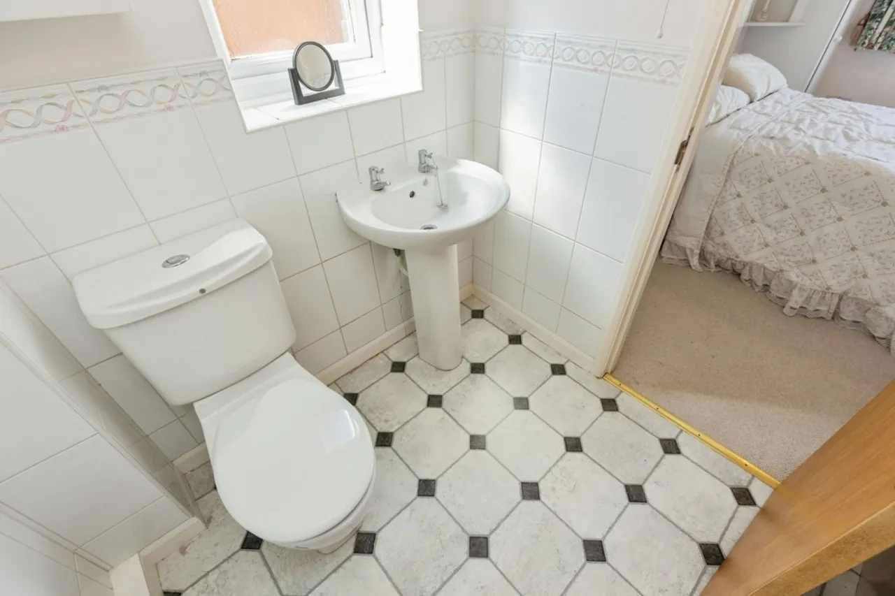 Glebe View, Coalville, photo 12