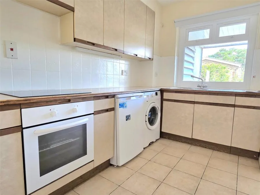 Claremont Close, Orpington, BR6, photo 10