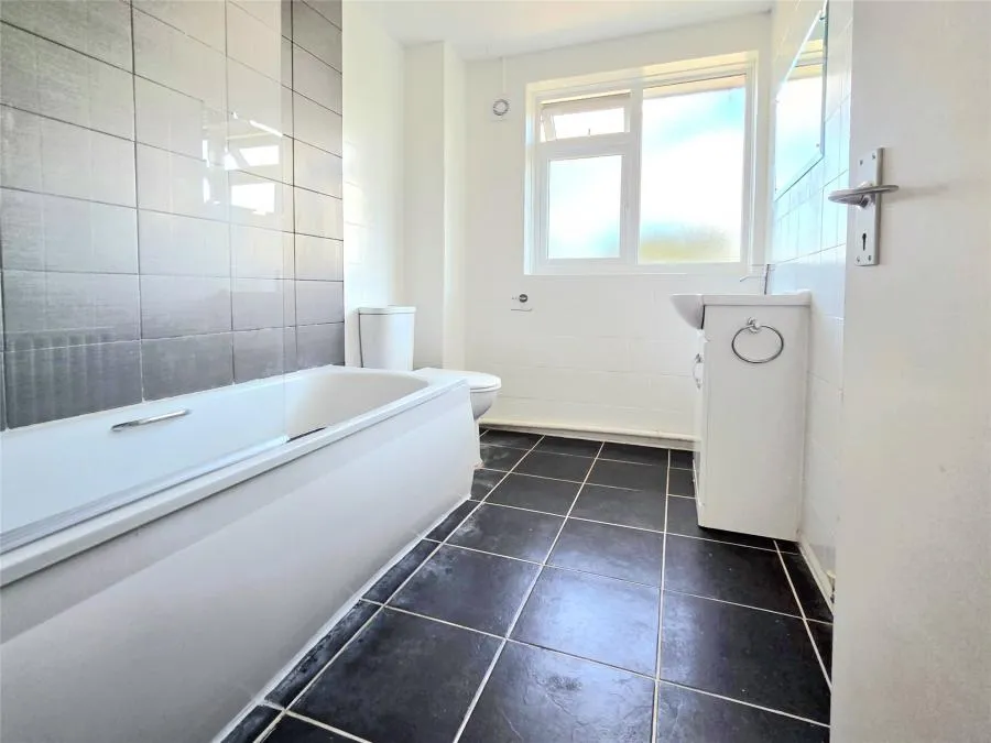 Claremont Close, Orpington, BR6, photo 6