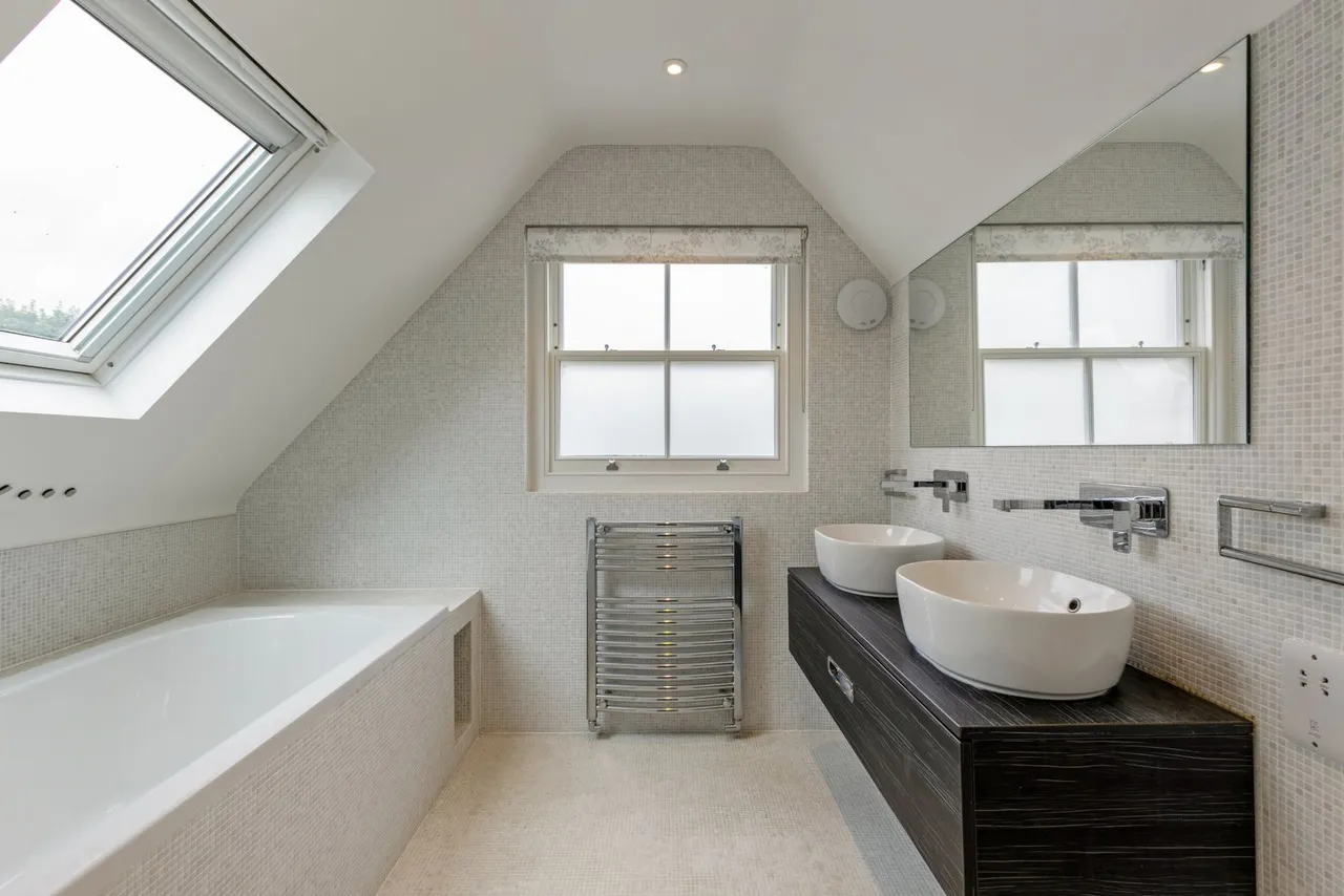 Clarence Road, Harpenden, Hertfordshire, AL5 4AJ, photo 6