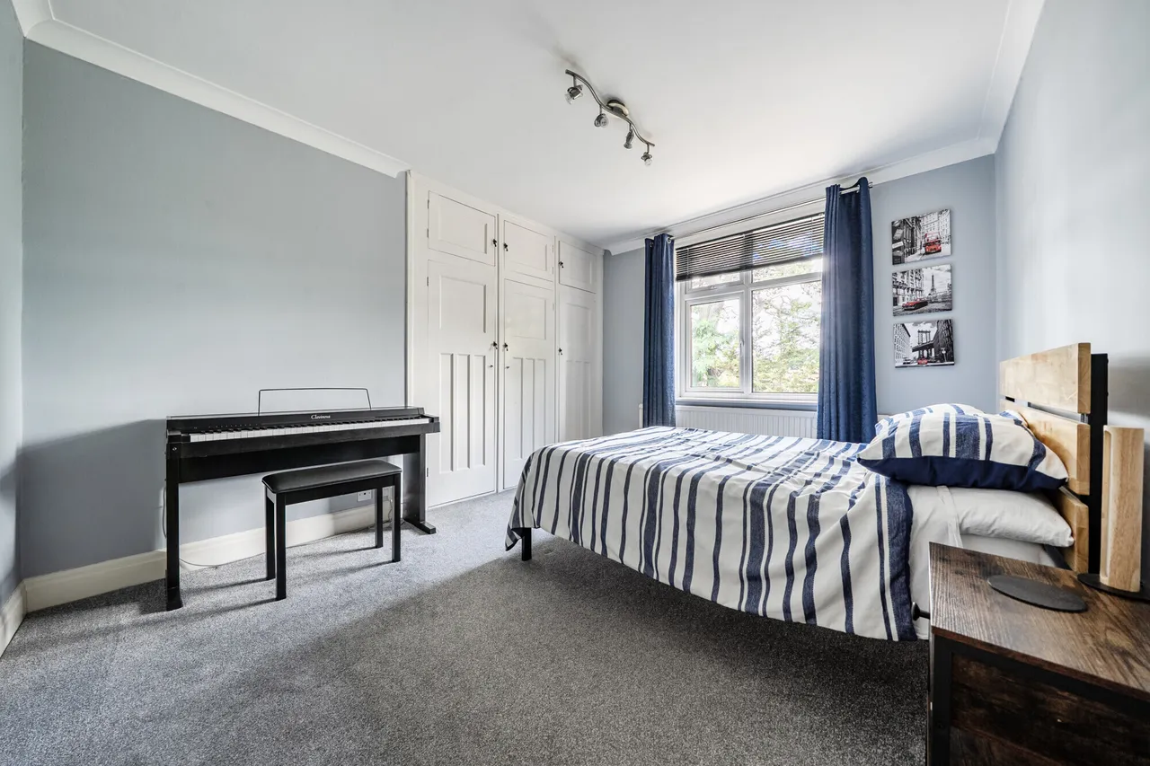 Silverston Avenue, Bognor Regis, PO21, photo 12