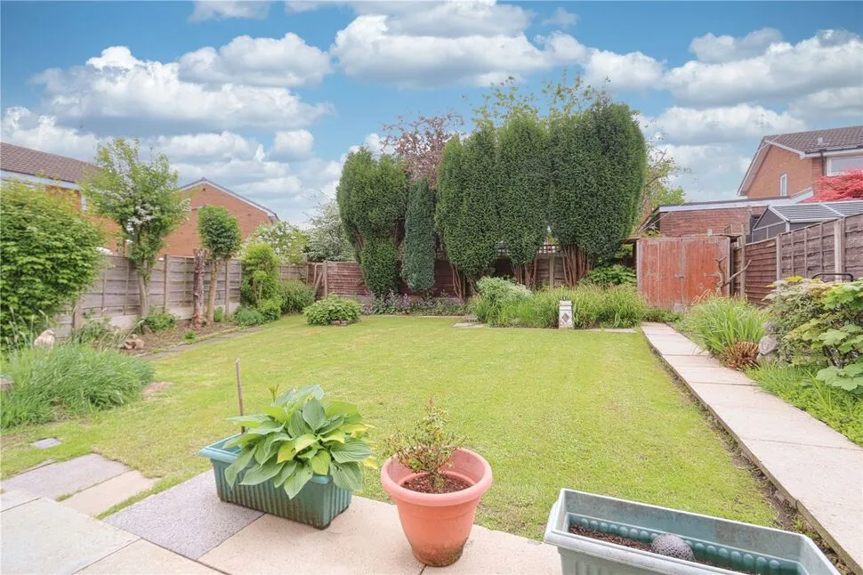 Jackson Gardens, Denton, Greater Manchester, M34, photo 7
