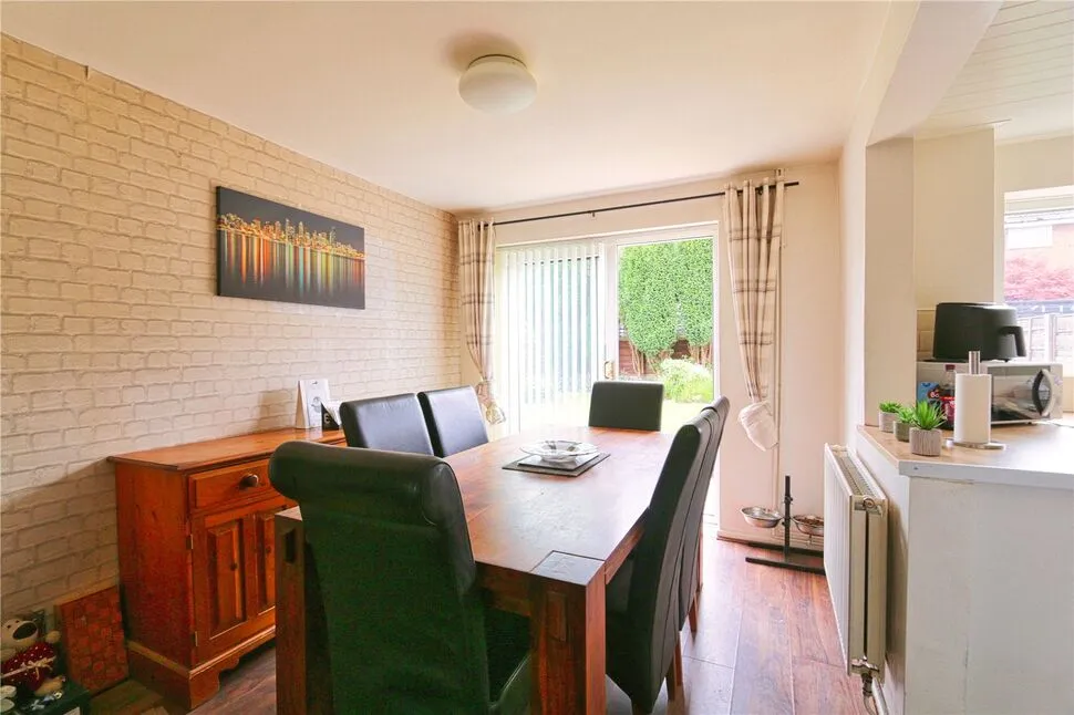 Jackson Gardens, Denton, Greater Manchester, M34, photo 6