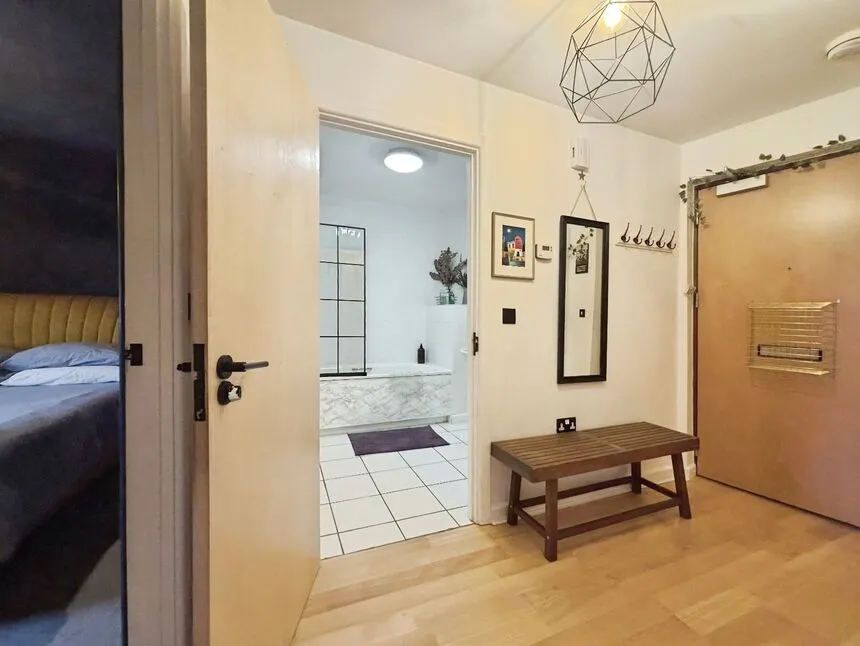 Umbriel Place, London, E13, photo 3