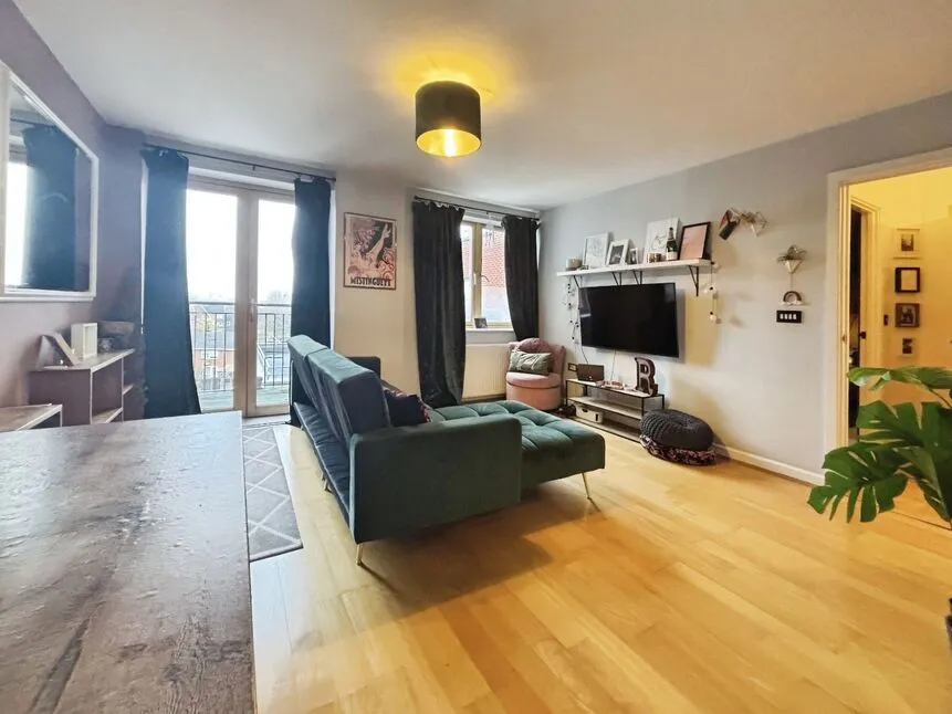 Umbriel Place, London, E13, photo 11