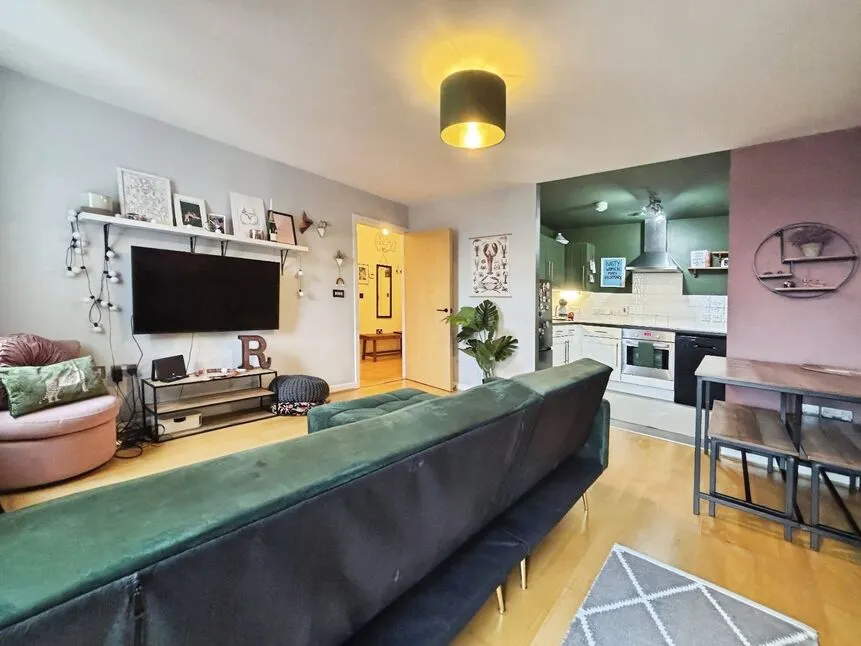 Umbriel Place, London, E13, photo 13