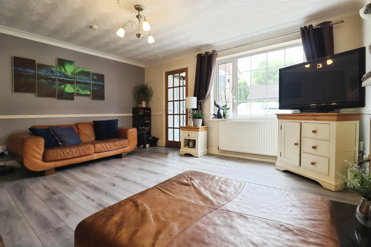 Osprey Close, Penarth, CF64, photo 10