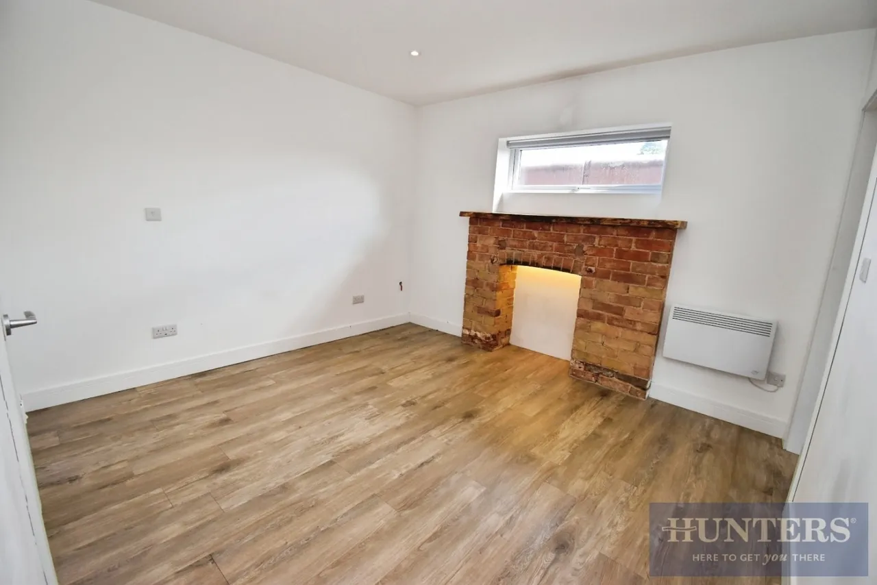 Bell Street, LE18, photo 7