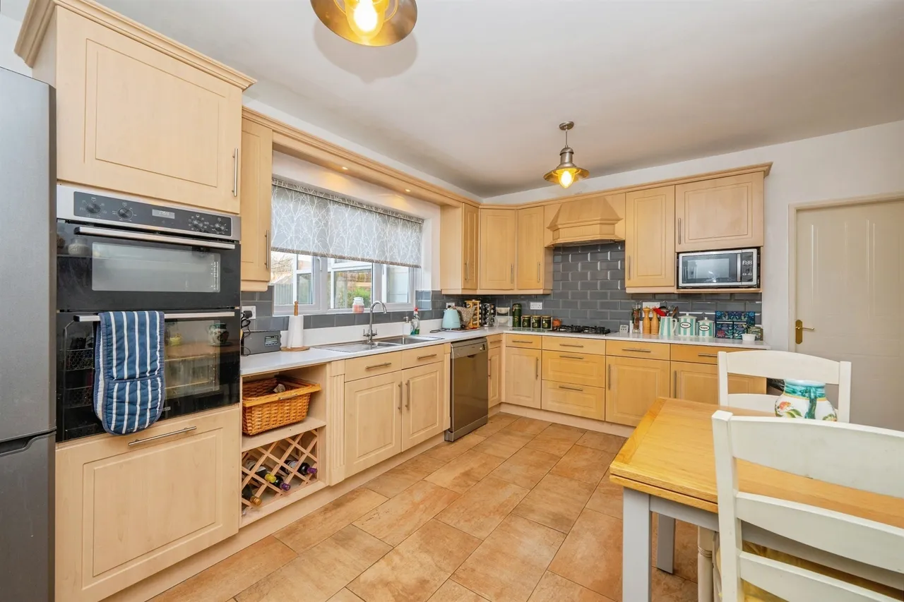 Merlin Way, Mickleover, DE3, photo 6