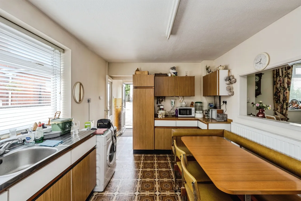 Alexandra Road, Swansea, SA4, photo 7