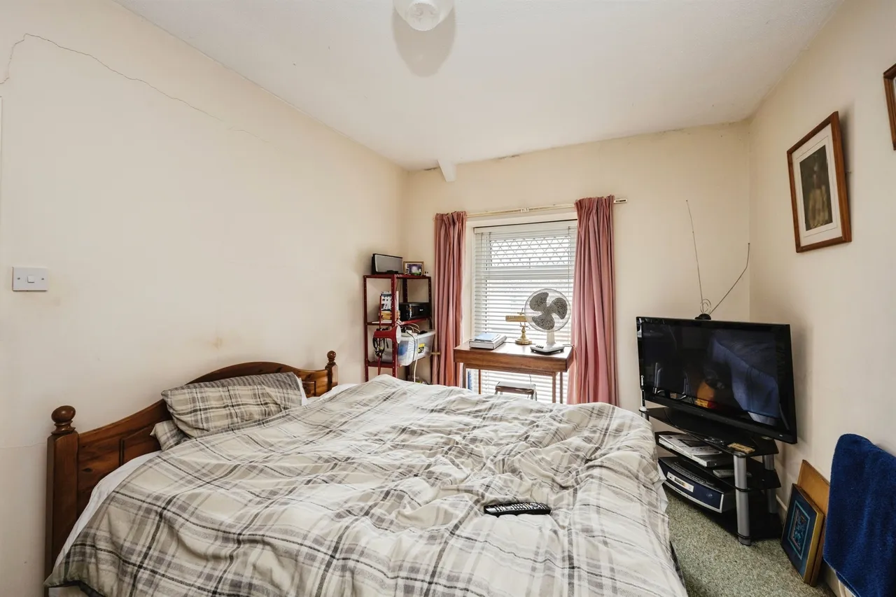 Alexandra Road, Swansea, SA4, photo 14