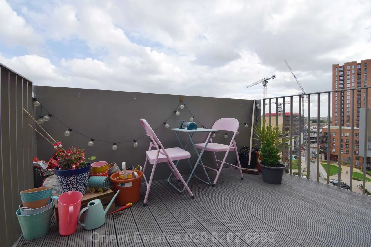 Dunnock House, Moorhen Drive, The Hyde, NW9 7DR, photo 5