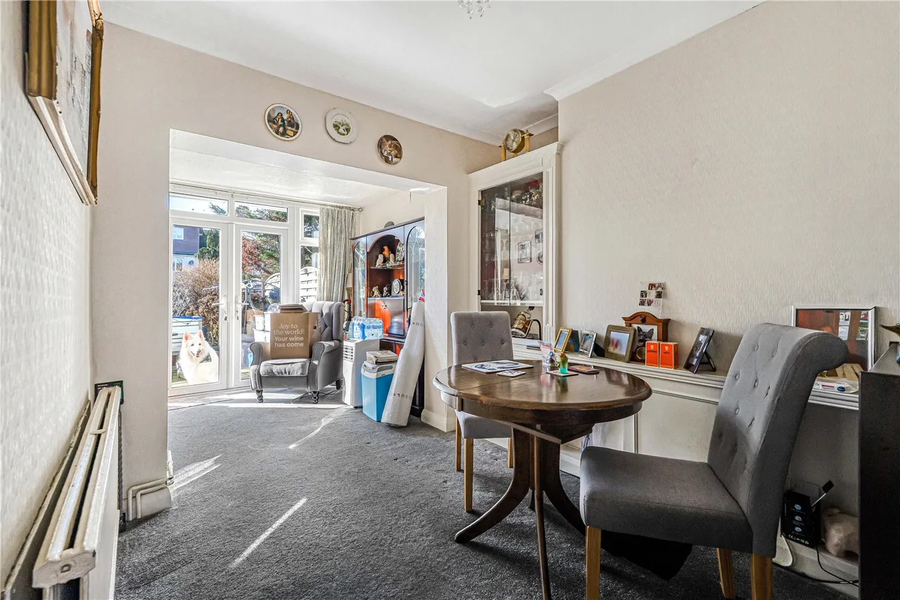 Wills Crescent, Whitton, TW3, photo 7