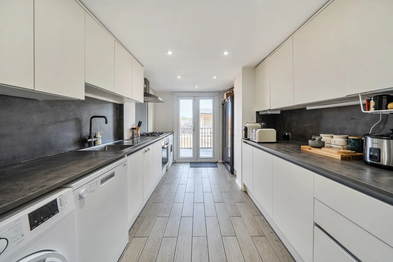 Overdown Road, SE6, photo 15