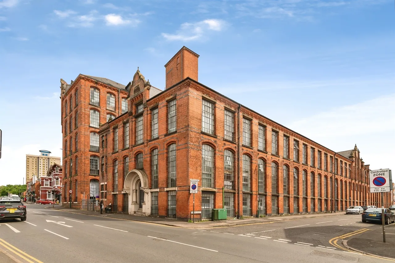 2 bed flat for sale — Boulevard Works Hartley Road, Nottingham