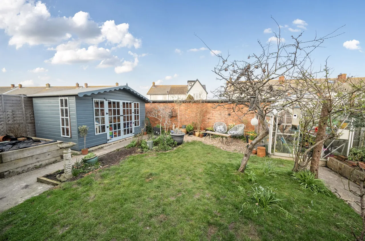 Seafield Close, East Wittering, PO20, photo 19
