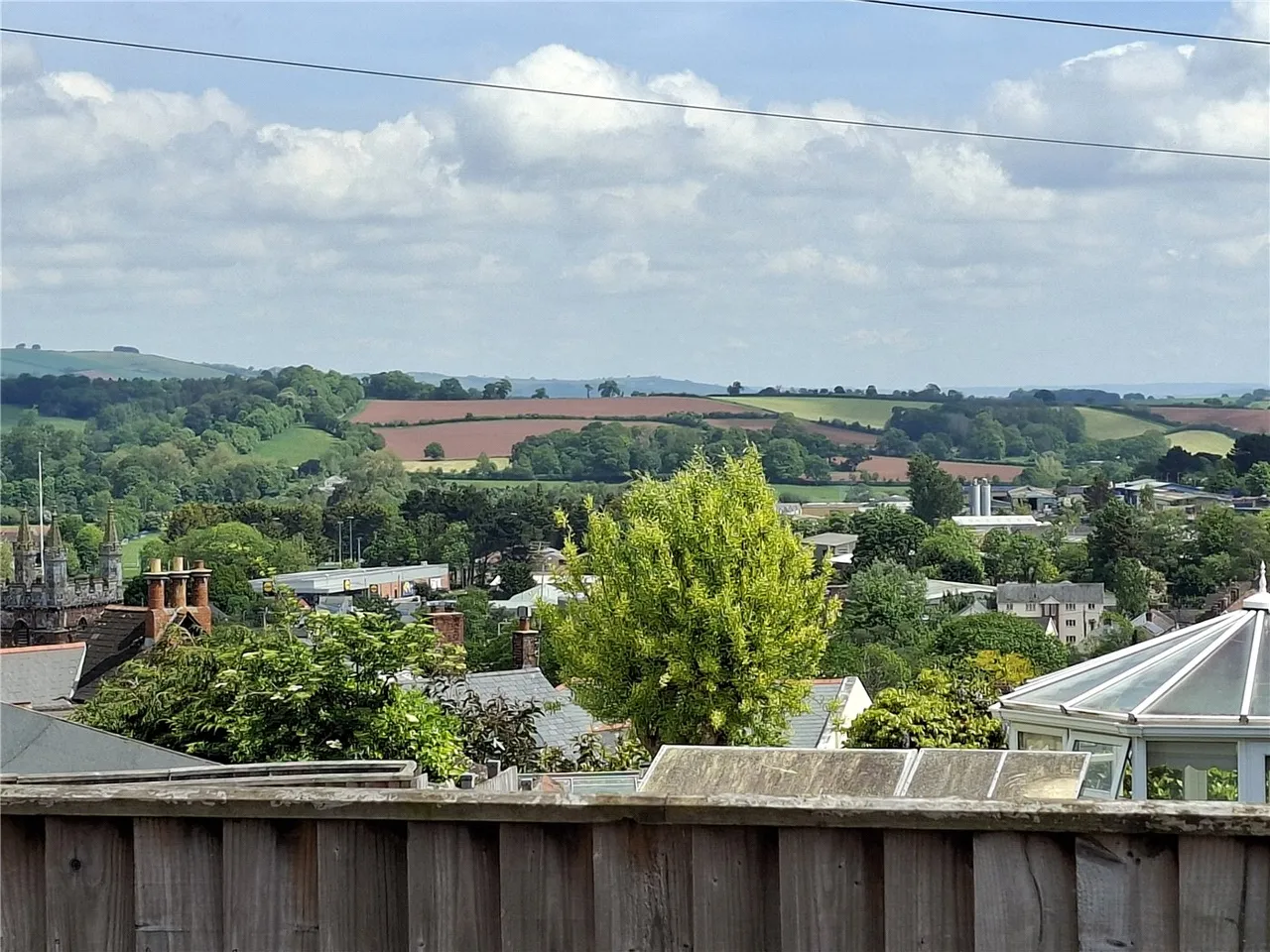 3 bed house for sale — Barnfield, Crediton, Devon, EX17