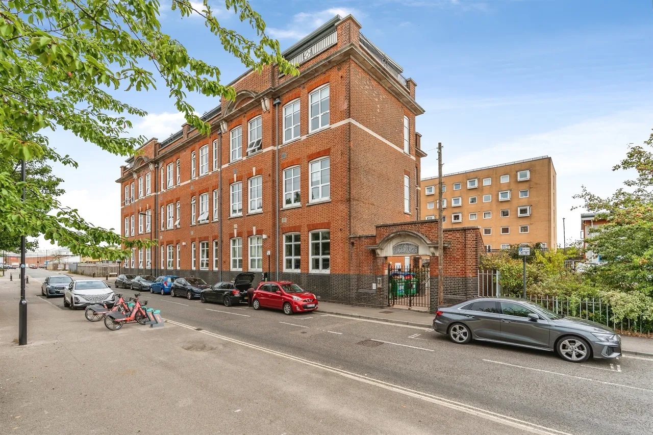 1 bed flat for sale — Andersons Road, Southampton