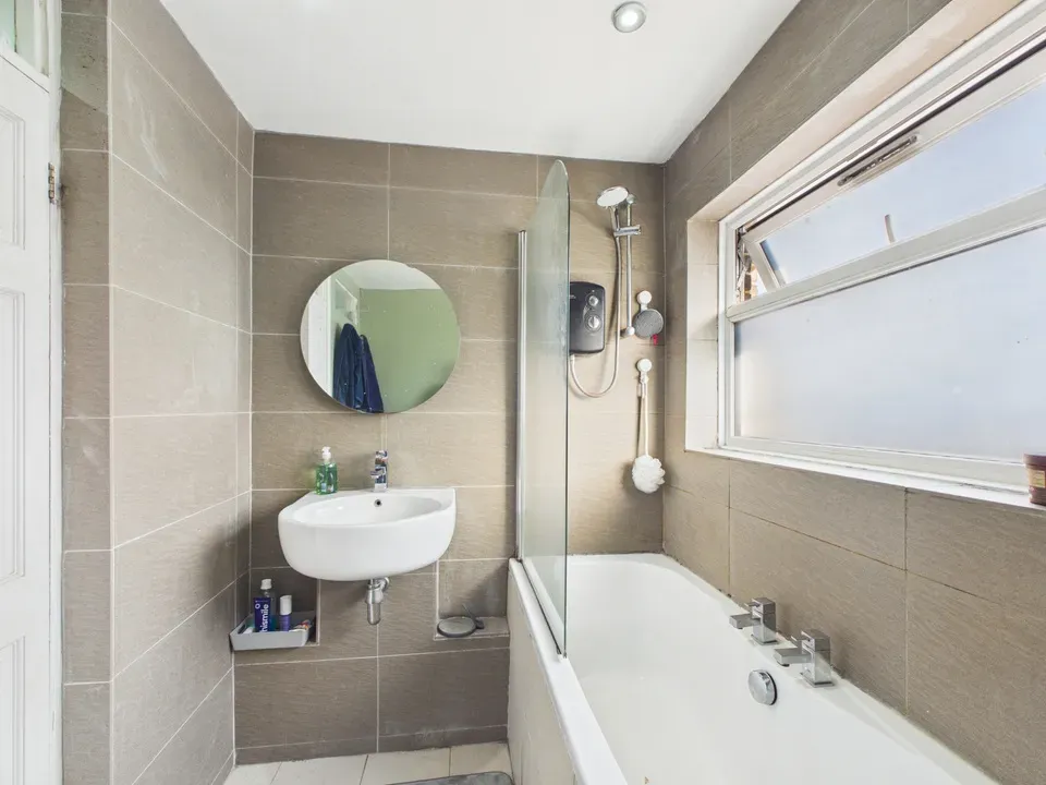 Ash Road, Southwater, photo 11