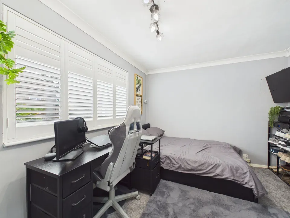 Ash Road, Southwater, photo 9