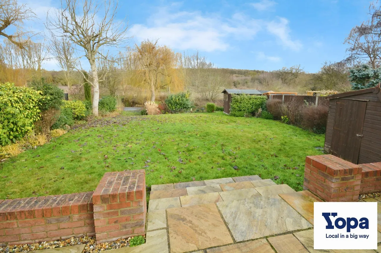 Lammas Road, Watton at Stone, SG14, photo 4