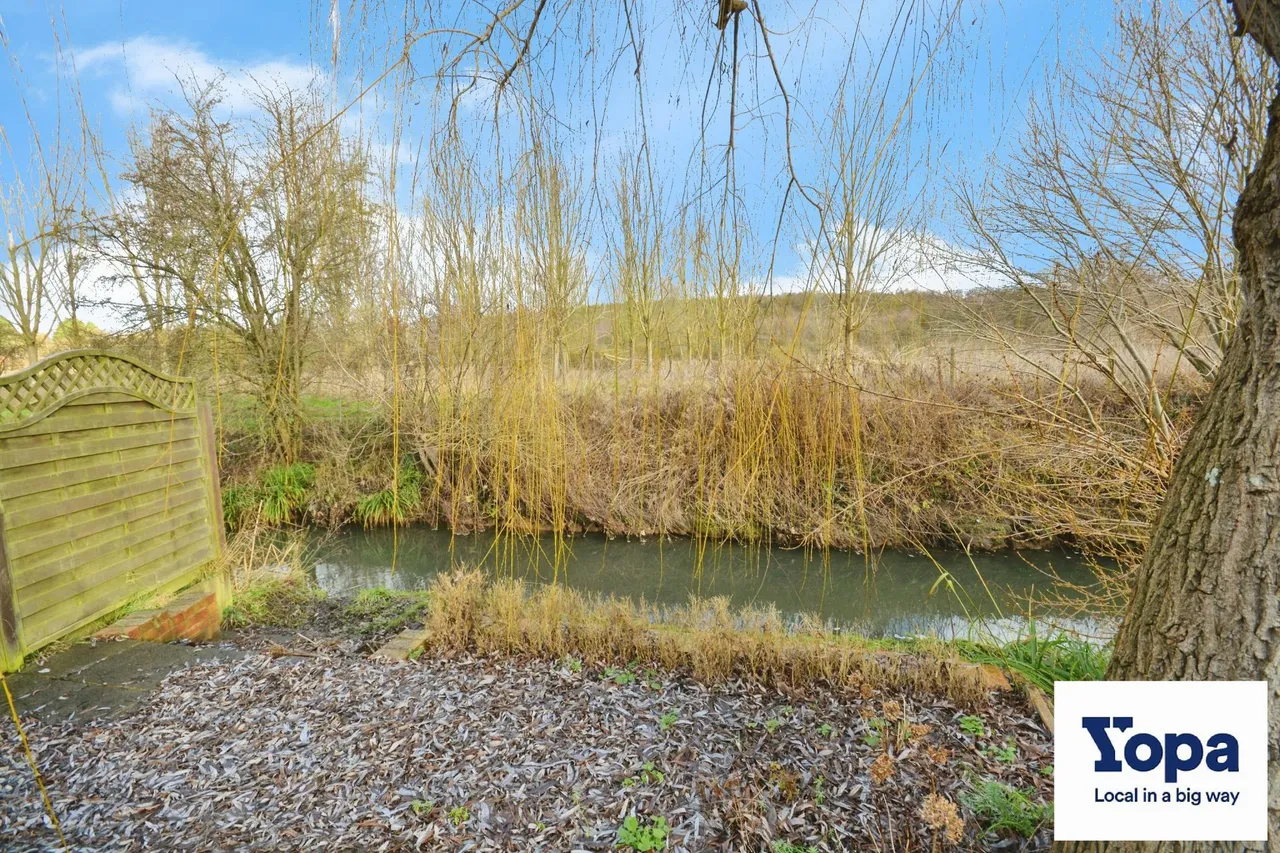 Lammas Road, Watton at Stone, SG14, photo 21