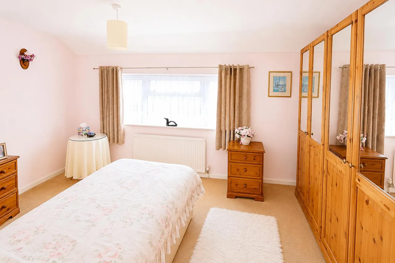 Lammas Road, Watton at Stone, SG14, photo 13
