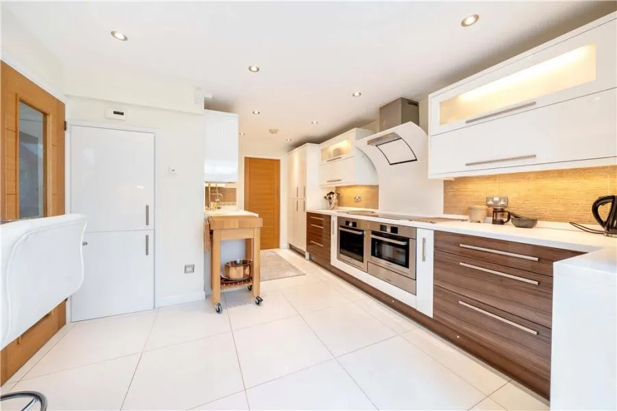 Ray Park Road, Maidenhead, SL6, photo 6