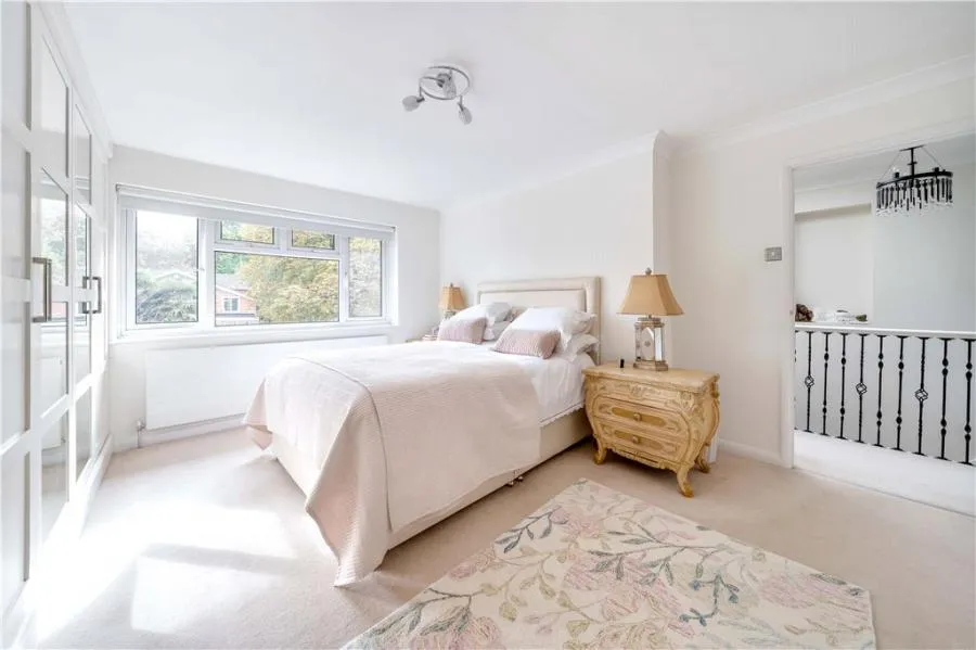 Ray Park Road, Maidenhead, SL6, photo 12