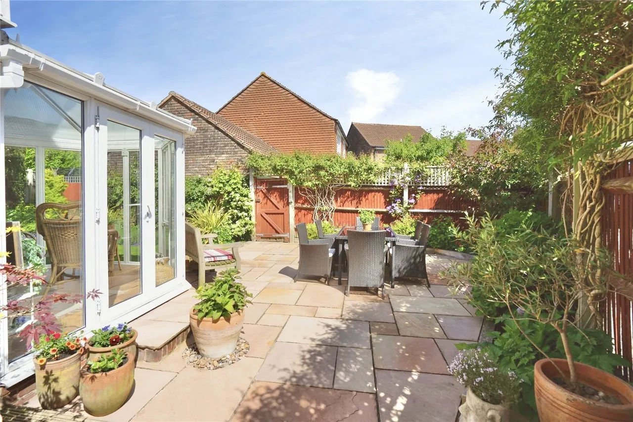 Henderson Walk, Steyning, BN44, photo 12