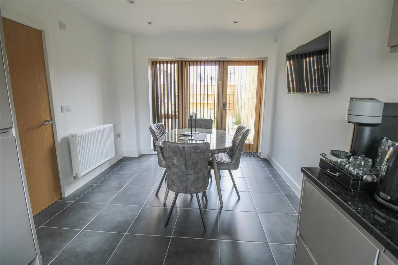 Crossbill Way, Newhall, CM17, photo 4