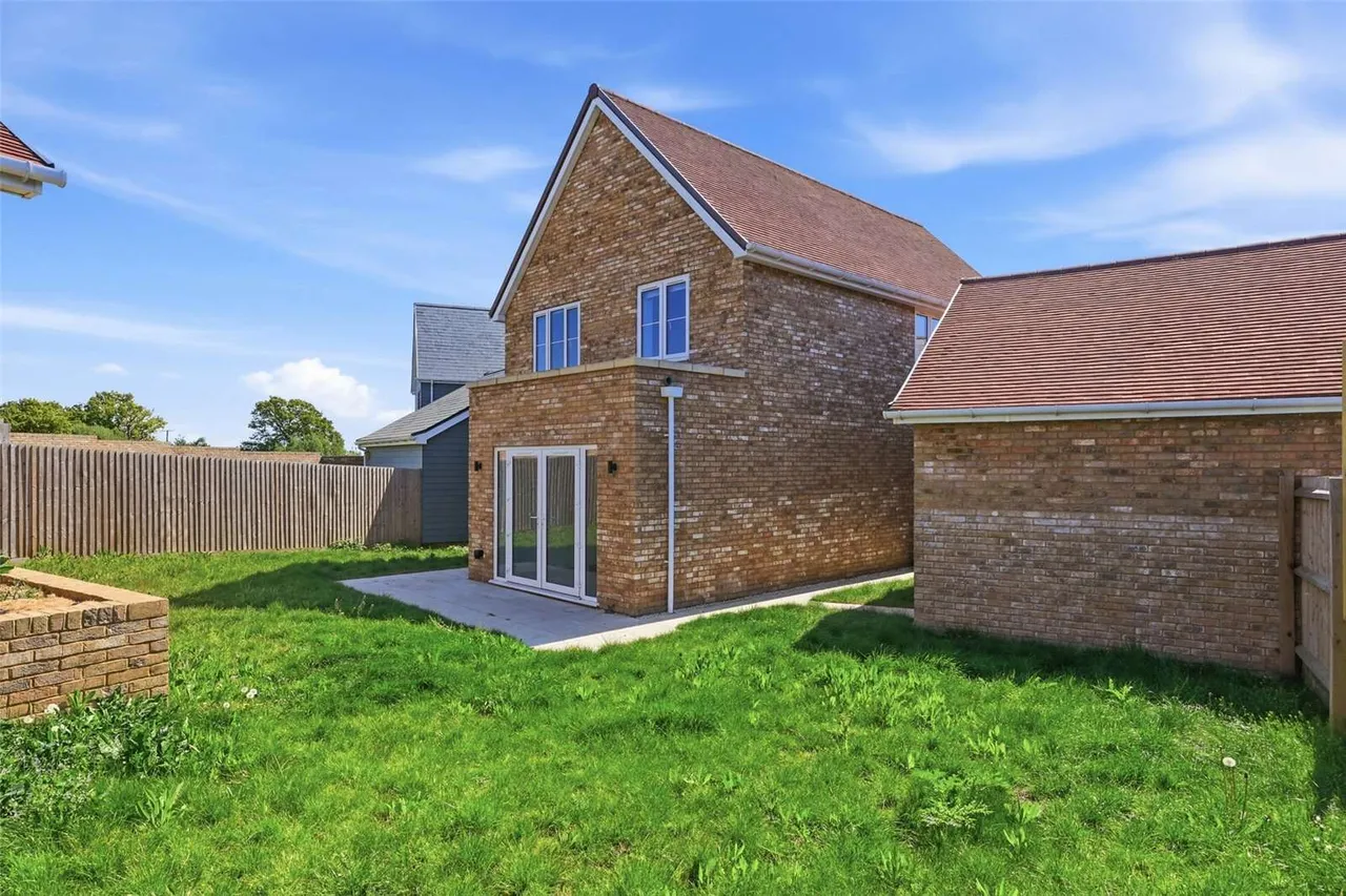 Windermere Way, Rettendon Common, Chelmsford, Essex, CM3 8FG, photo 8