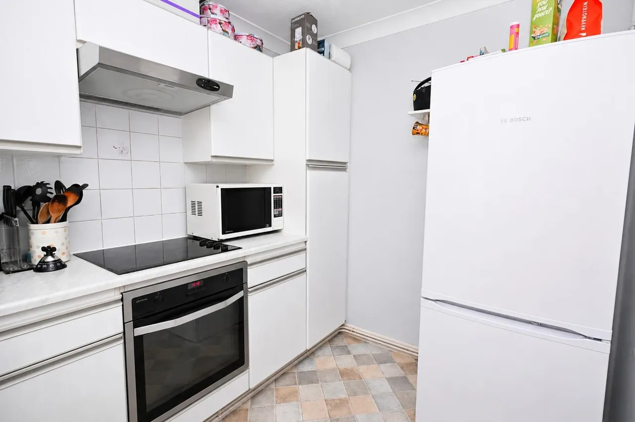 Pittard Road, Basingstoke, photo 6