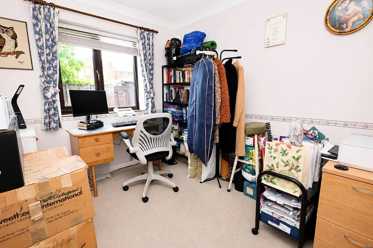 Pittard Road, Basingstoke, photo 9