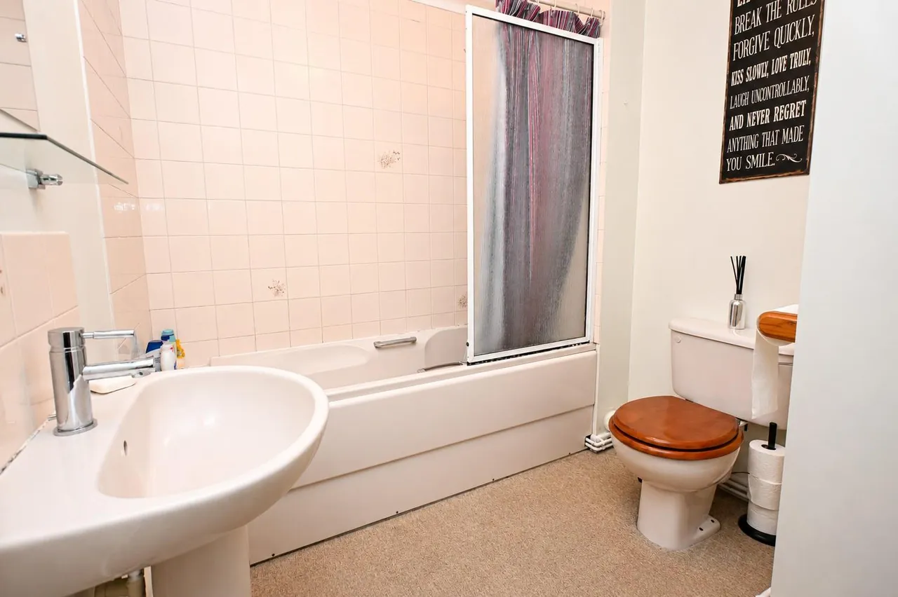 Pittard Road, Basingstoke, photo 10