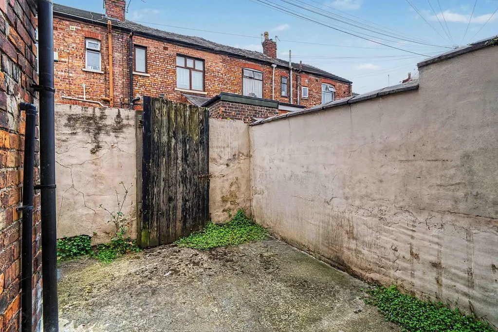 Millais Street, Manchester M40 9JX, photo 20