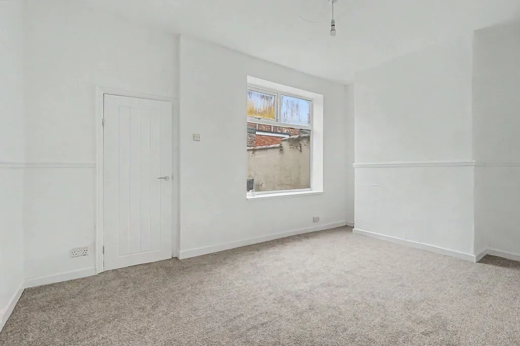 Millais Street, Manchester M40 9JX, photo 6