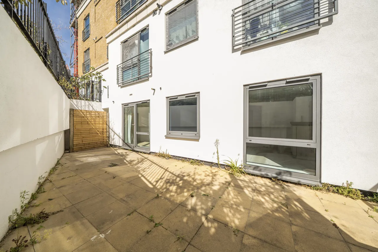 Uxbridge Road, Ealing, W13, photo 14
