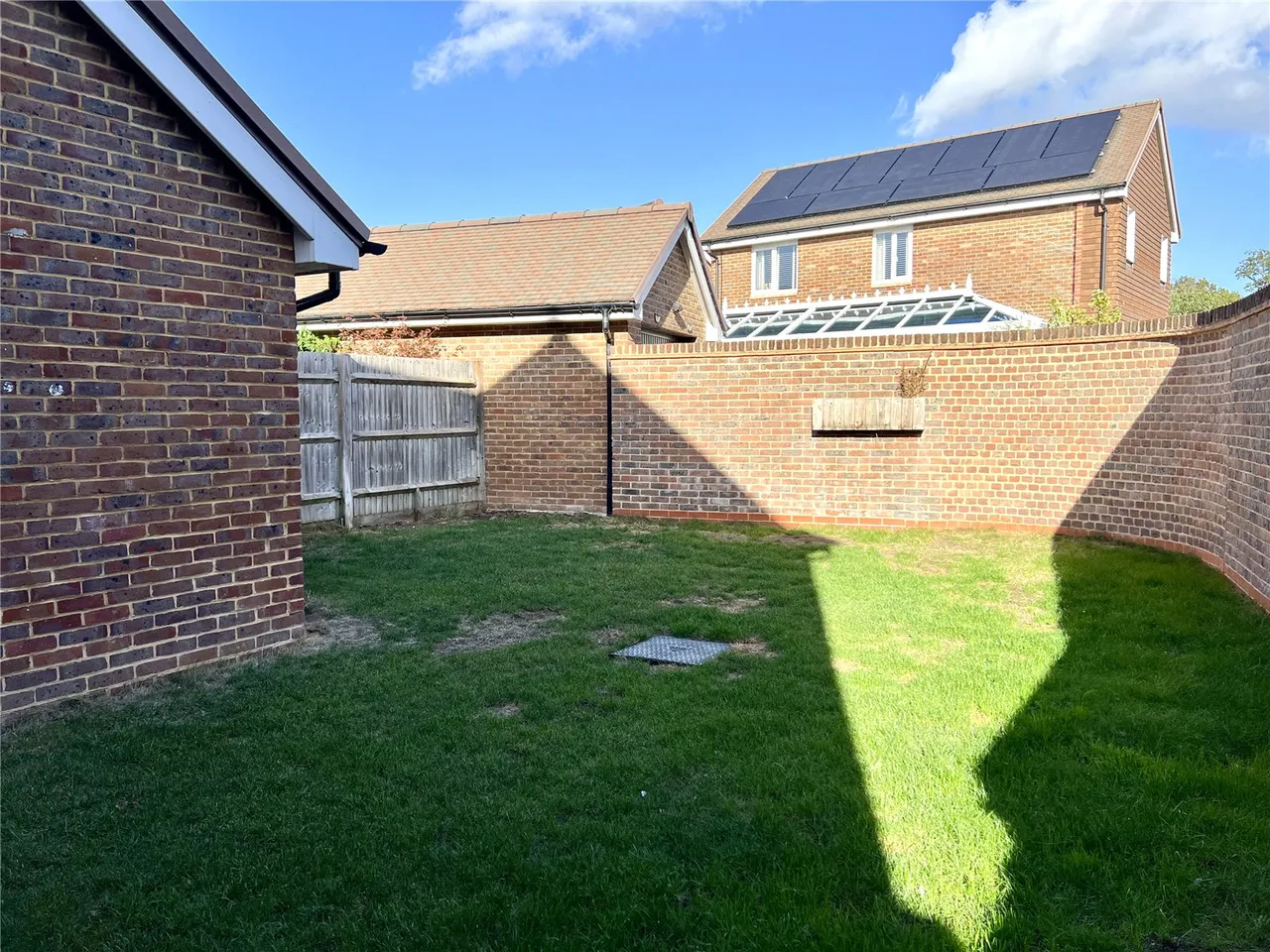 Marjoram Avenue, Cranleigh, GU6, photo 8