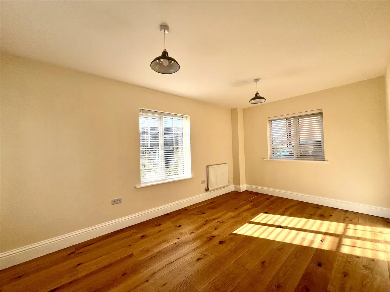 Marjoram Avenue, Cranleigh, GU6, photo 2