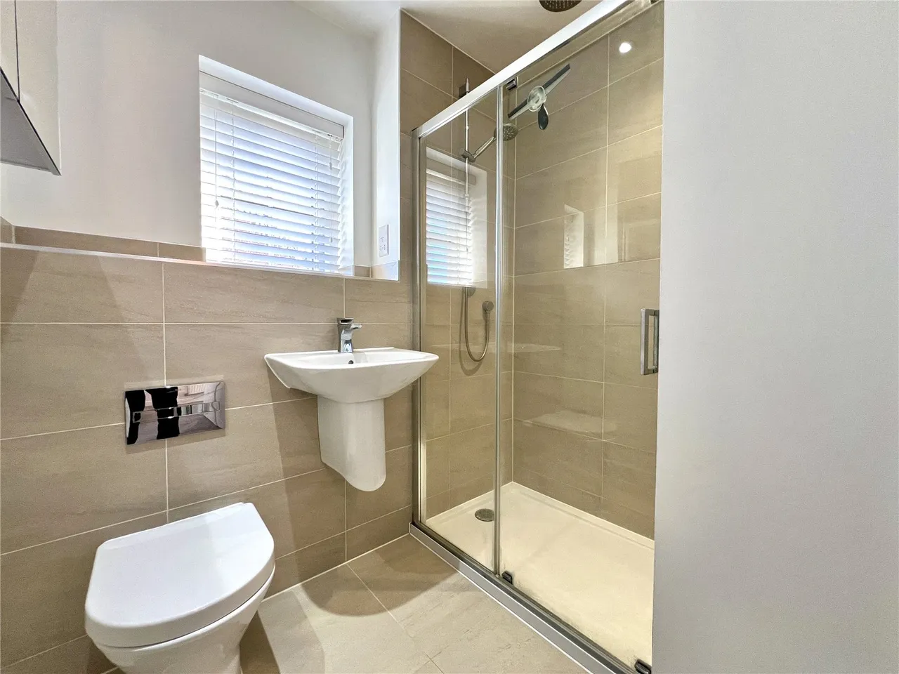 Marjoram Avenue, Cranleigh, GU6, photo 5