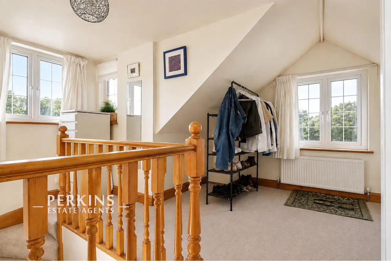 Ravenor Park Road, Greenford, UB6, photo 6