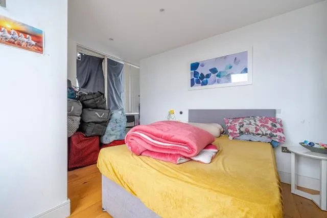 High Street, Slough, SL1, photo 5