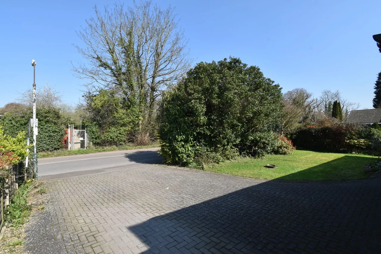 Langley, Maidstone, photo 12