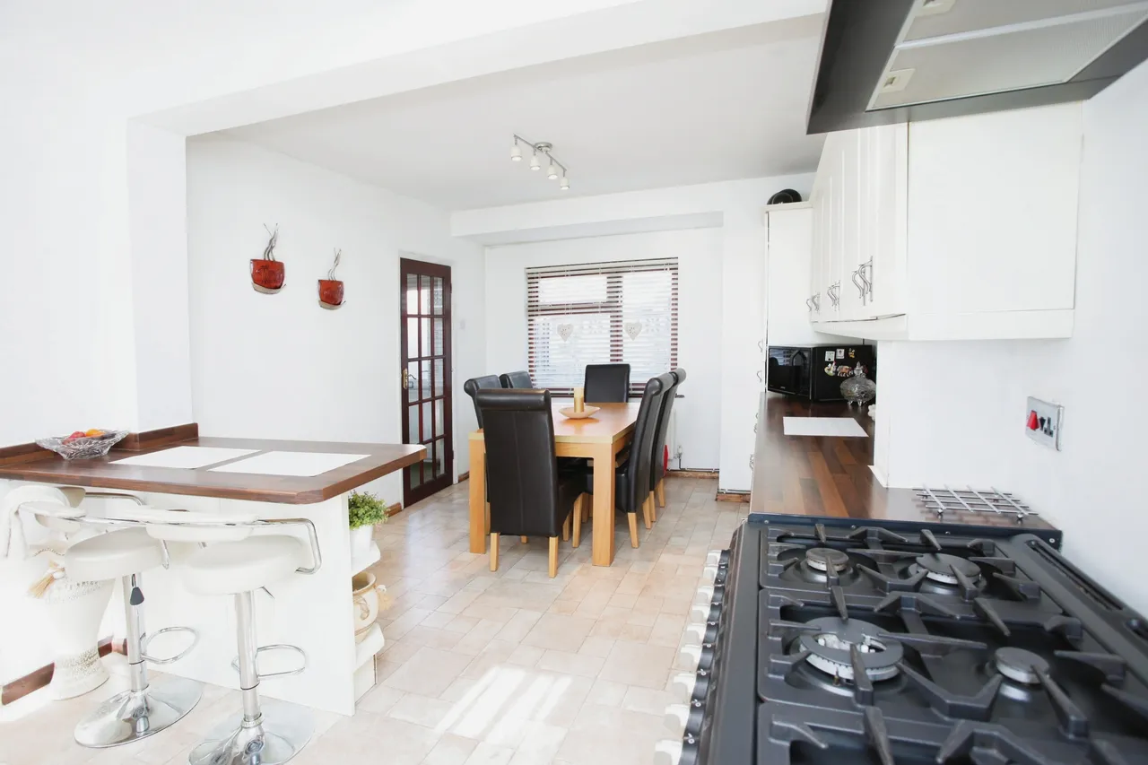 Llanarth Street, Caerphilly, photo 7
