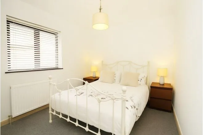 Llanarth Street, Caerphilly, photo 10
