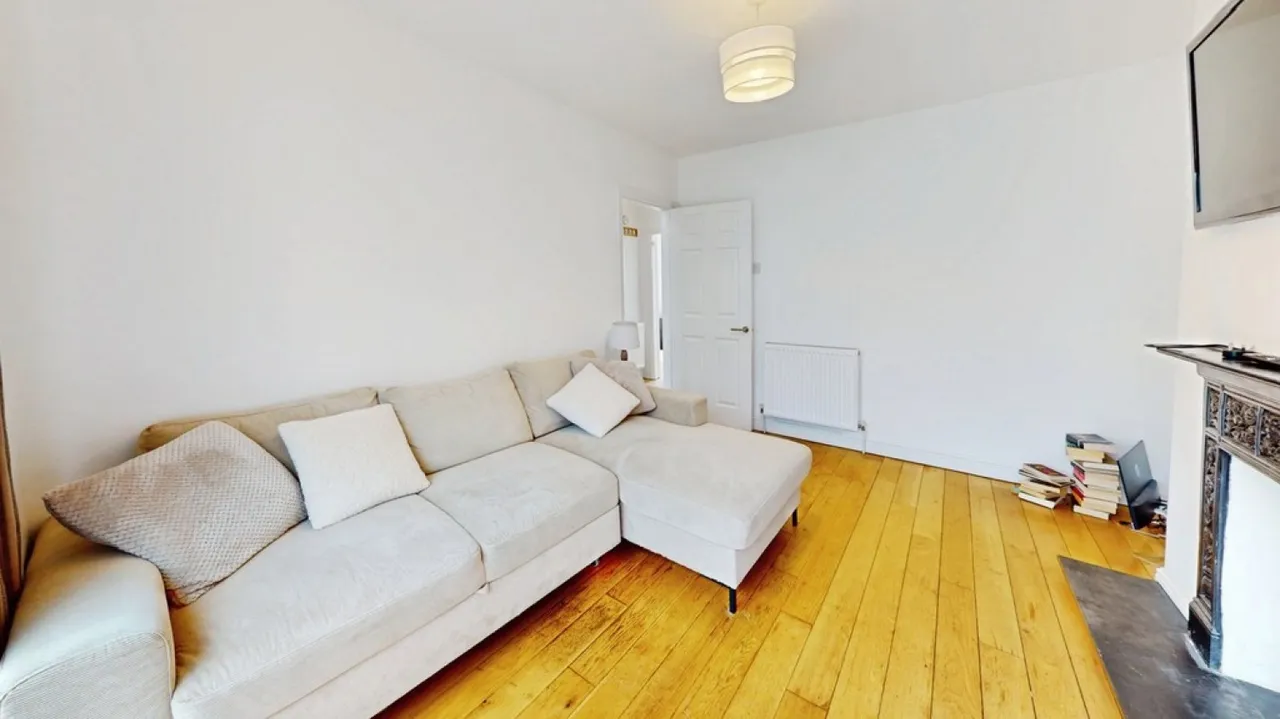 St Georges Drive, Cheltenham, Gloucestershire, photo 10