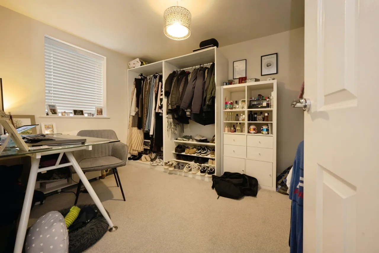 Danegeld Avenue, Great Denham, Bedford, Bedfordshire, MK40, photo 8